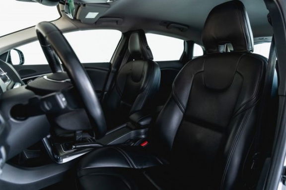 Volvo V40 - T3 Summum, Intro Line - Afbeelding 4