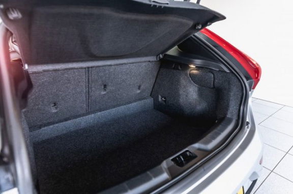 Volvo V40 - T3 Summum, Intro Line - Afbeelding 7