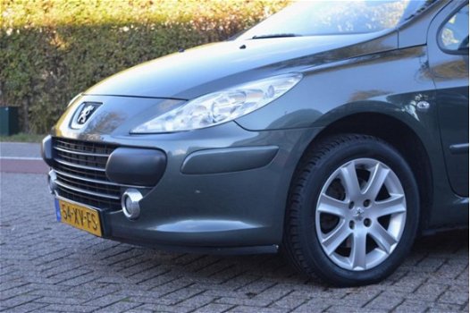 Peugeot 307 SW - 2.0-16V Premium - 1