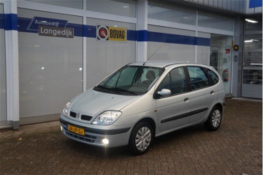 Renault Scénic - 1.6 16V Automaat 120.000km apk tot 11-2020 - 1