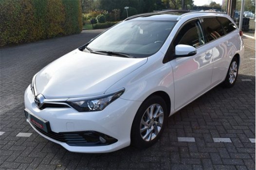 Toyota Auris Touring Sports - 1.2T Dynamic - 1