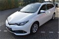 Toyota Auris Touring Sports - 1.2T Dynamic - 1 - Thumbnail