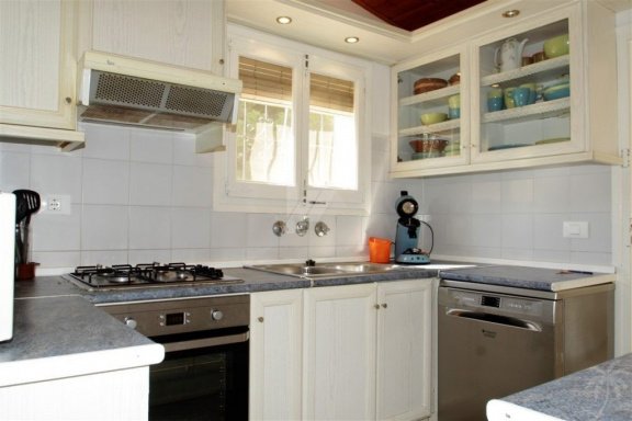 Mooie villa in MORAIRA bij strand met zwembad in ruime tuin - Afbeelding 2