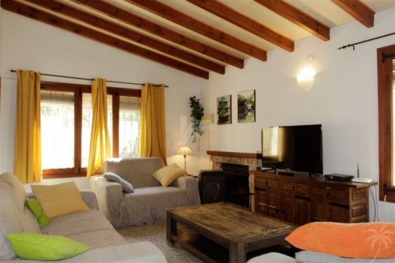 Mooie villa in MORAIRA bij strand met zwembad in ruime tuin - Afbeelding 4