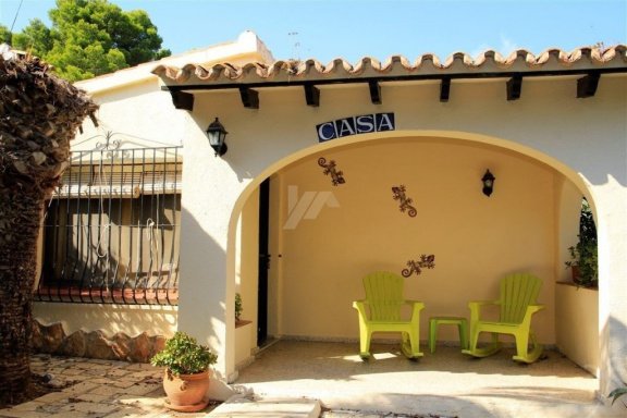 Mooie villa in MORAIRA bij strand met zwembad in ruime tuin - Afbeelding 7