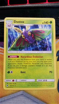 Dustox 28/214 Rare Lost Thunder - 1