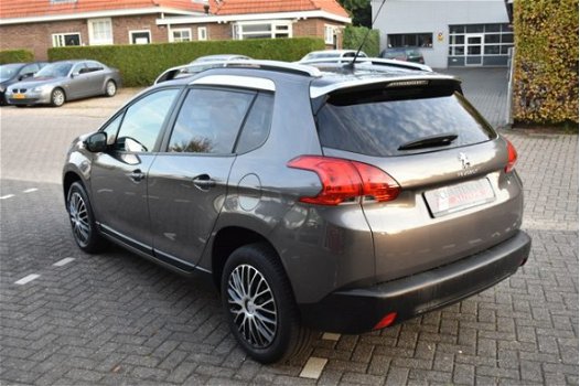 Peugeot 2008 - 1.2 VTi Active Automaat/Navigatie - 1