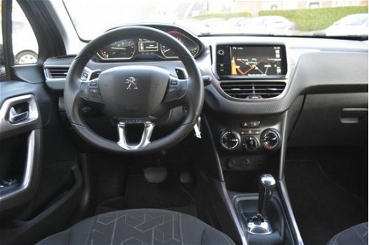 Peugeot 2008 - 1.2 VTi Active Automaat/Navigatie - 1