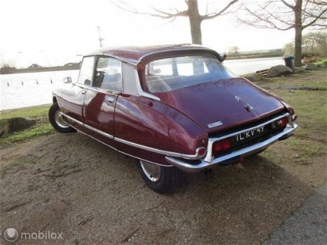 Citroën DS - D Special - 1