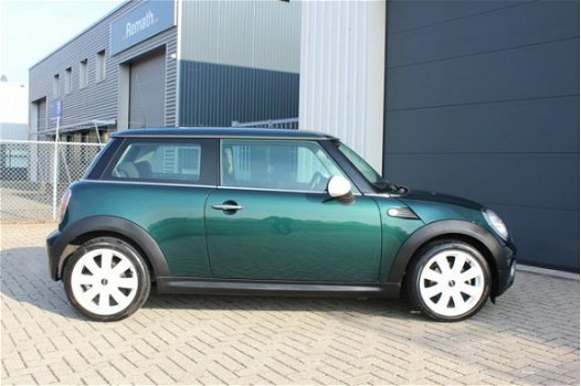 Mini Mini One - 1.4 Business Line /Panorama Dak/Lichtmetalen Velgen/Airco/Garantie/Half Leer - 1