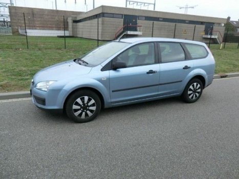 Ford Focus Wagon - 1.6 TDCI Trend - 1