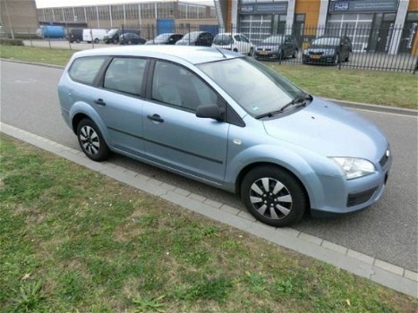 Ford Focus Wagon - 1.6 TDCI Trend - 1