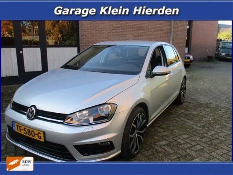 Volkswagen Golf - 1.4 TSI 122pk 5drs Comfortline halfleer verwarmd 17inch - 1