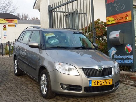 Skoda Fabia Combi - COMBI 1.4 16V ELEGANCE - 1