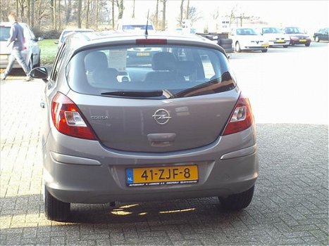 Opel Corsa - 1.2 16V 5D Anniversary Idition - 1