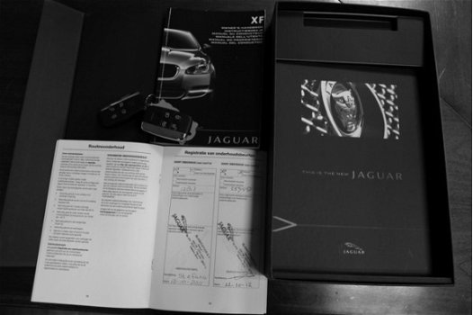 Jaguar XF Portfolio - 3.0D S V6 275PK 75TH Edition*Perfect dealer onderh.*NL-Auto*Aerodynamic pack*K - 1