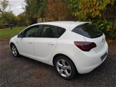Opel Astra - 1.7 CDTi