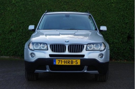 BMW X3 - 2.0i - 1