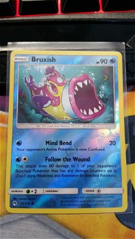 Bruxish 70/214 (reverse) Lost Thunder - 1