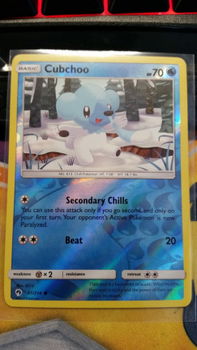 Cubchoo 61/214 (reverse) Lost Thunder - 1