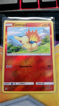 Cyndaquil 40/214 (reverse) Lost Thunder - 1
