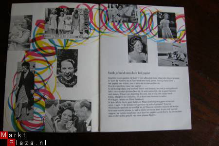 Confetti, over Prinses Beatrix, meneer Claus von Amsberg en - Afbeelding 2