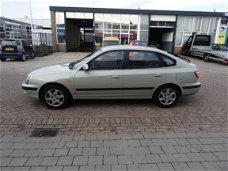 Hyundai Elantra - 2.0i-16V Dynamic /5drs/Airco/Trekhaak/2004