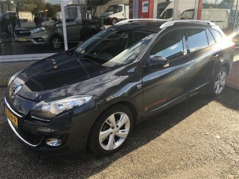 Renault Mégane Estate - 1.5 dCi 111 pk Bose Climate/Cruise/Bose Surround (incl. BTW/BPM) - 1