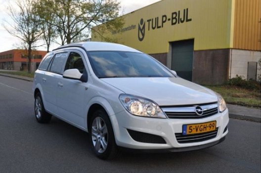 Opel Astra - 1.3 CDTi Enjoy, AIRCO/CRUISE ZEER NETTE STAAT - 1