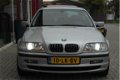 BMW 3-serie - 330d Executive # Xenon, Automaat, Clima, VOL - 1 - Thumbnail