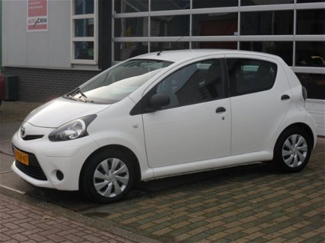 Toyota Aygo - 1.0 VVT-i 5D Now met airco - 1