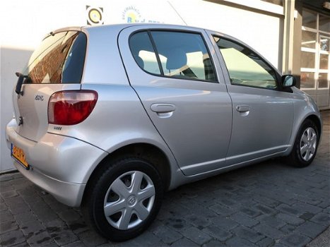 Toyota Yaris - 1.3-16V VVT-i Sol - 1