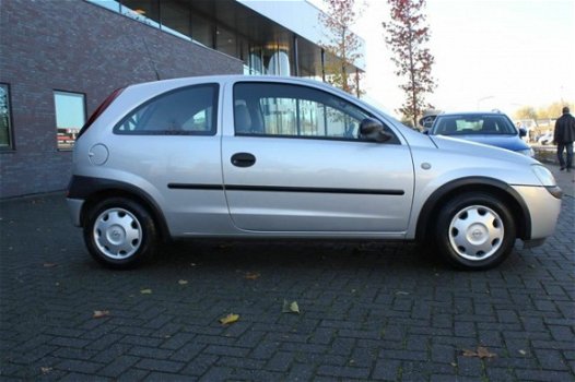 Opel Corsa - 1.2-16V 1Jaar APK - 1