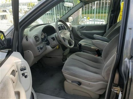 Chrysler Grand Voyager - Geen apk. Zo meenemen - 1