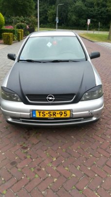 Opel Astra - 1.8-16V Sport