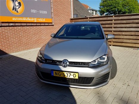 Volkswagen Golf - 2.0 TDI GTD - 1