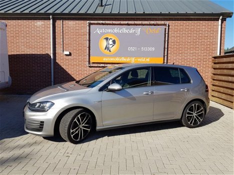 Volkswagen Golf - 2.0 TDI GTD - 1