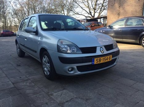 Renault Clio - 1.5 dCi Campus - 1