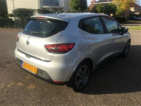 Renault Clio - 1.5 dCi ECO Authentique INRUIL MOGELIJK NIEUWE APK - 1