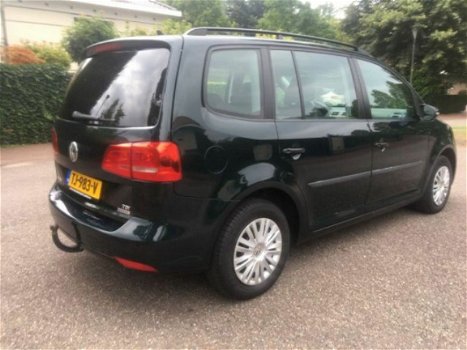 Volkswagen Touran - 1.6 TDI Highline BlueMotion 7p. INRUIL MOGELIJK NIEUWE APK - 1