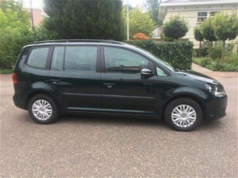 Volkswagen Touran - 1.6 TDI Highline BlueMotion 7p. INRUIL MOGELIJK NIEUWE APK - 1