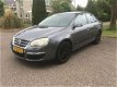 Volkswagen Jetta - 1.6 FSI Comfortline - 1 - Thumbnail