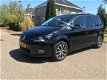 Volkswagen Touran - 2.0 TDI Highline 7 Pers - 1 - Thumbnail