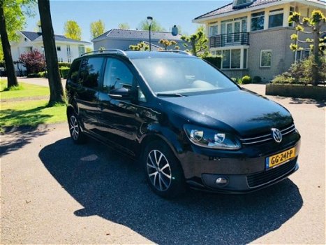 Volkswagen Touran - 2.0 TDI Highline 7 Pers - 1