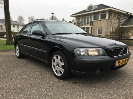 Volvo S60 - 2.4 Edition - 1