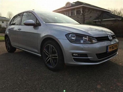 Volkswagen Golf - 1.2 TSI Highline - 1