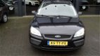 Ford Focus Wagon - 1.6-16V Trend - 1 - Thumbnail