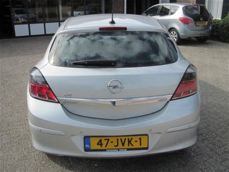 Opel Astra GTC - 1.6 Cosmo+Navigatie+PDC+ - 1