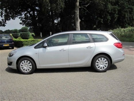 Opel Astra Sports Tourer - 1.4 Turbo Business + - 1