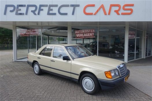 Mercedes-Benz 200-serie - 200 (W124) D nieuwstaat 50904 km - 1